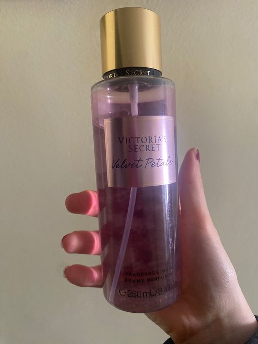 Продавам парфюми от личната ми колекция