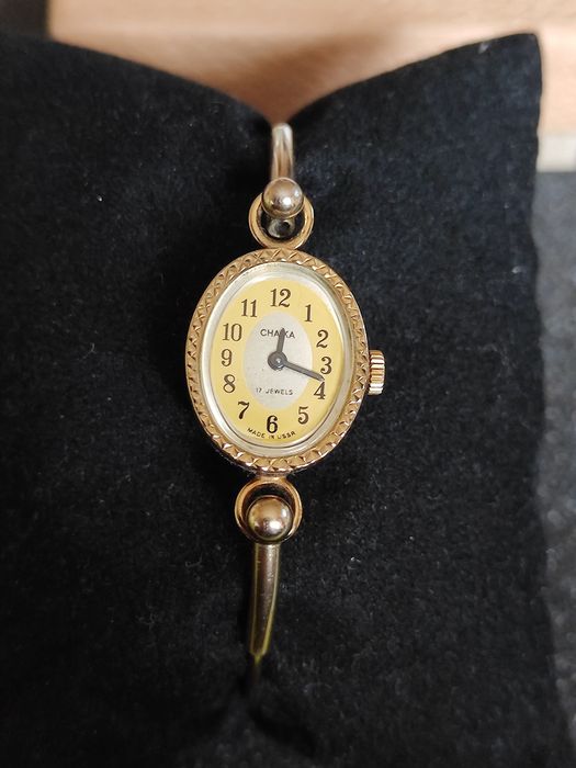 ЧасовникЧайка гривна