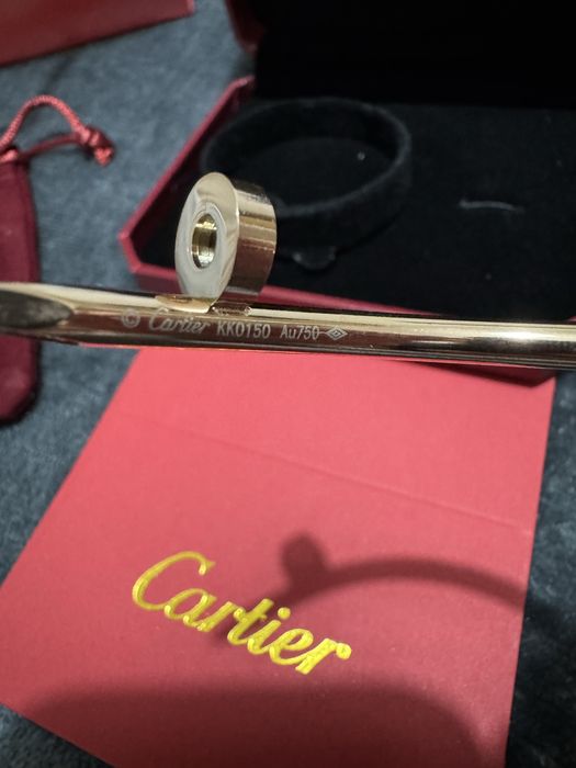 Brățară de tip Cartier