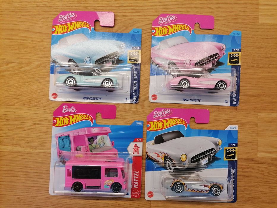 Hot Wheels Barbie + HW Screen Time – 4 бр.