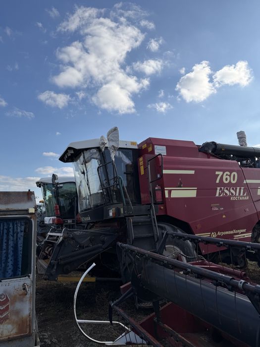 Продам комбайн Есиль 760