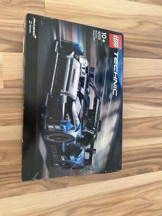 Lego  technic McLaren Senna 42123