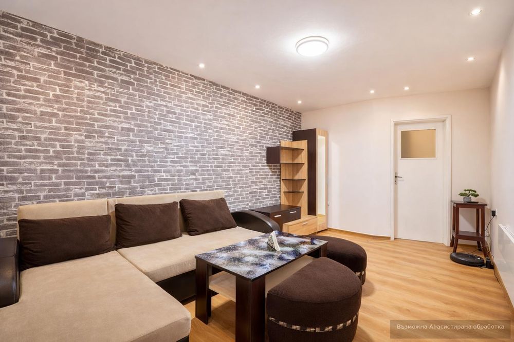 Двустаен апартамент под наем в жк. Младежки хълм