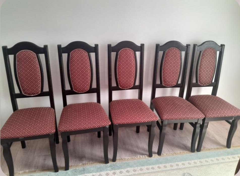 Үй жиһаздары шұғыл сатылады.