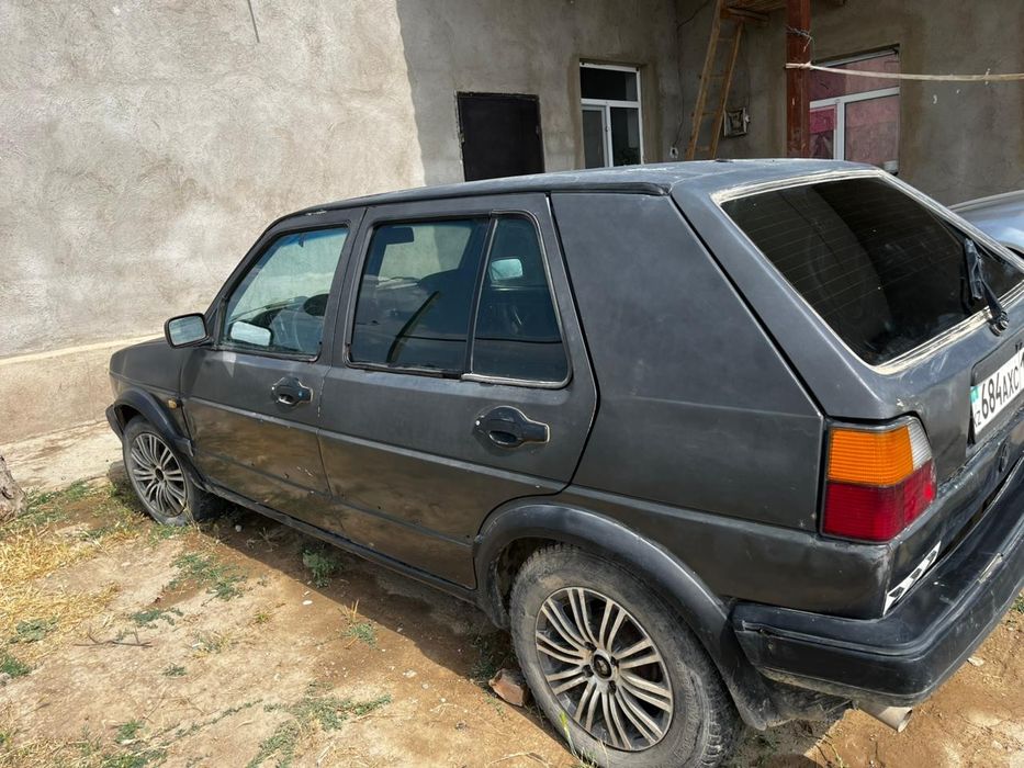 Голф 2,1991ж,1.8 обем. саудасы бар