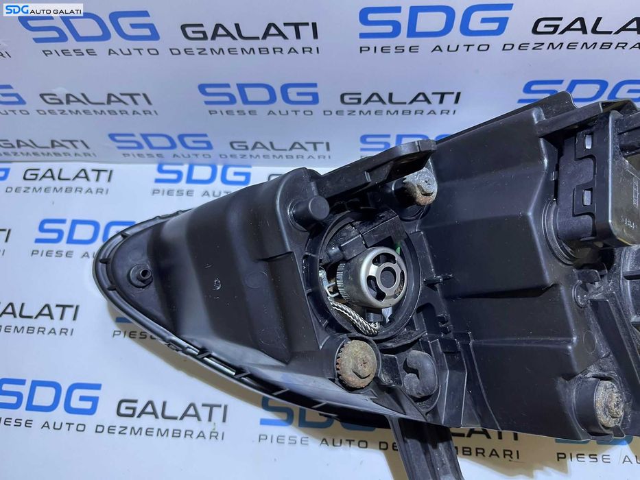 Far Stanga Halogen SsangYong Rodius 2004 - 2012 [L2084]