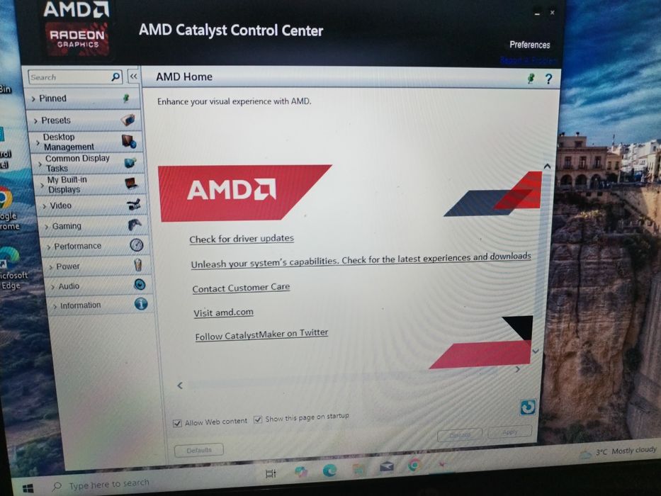 Vand laptop de gaming HP video dedicat 3g
