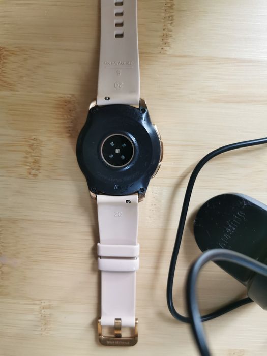 Часовник Samsung Galaxy Watch Active 2