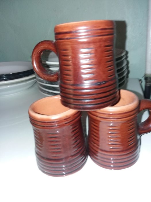 Кружки  глиняные