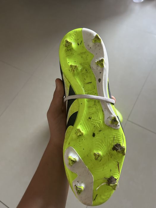 Ghete de fotbal adidas predator