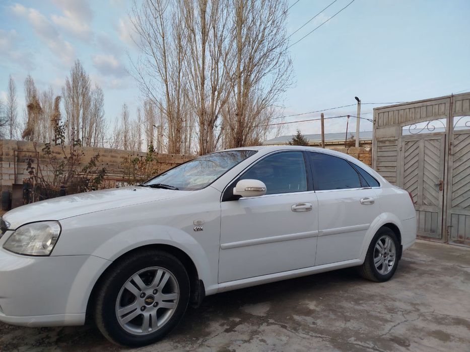Lacetti 3 Pozitsiya 2009 Metan
