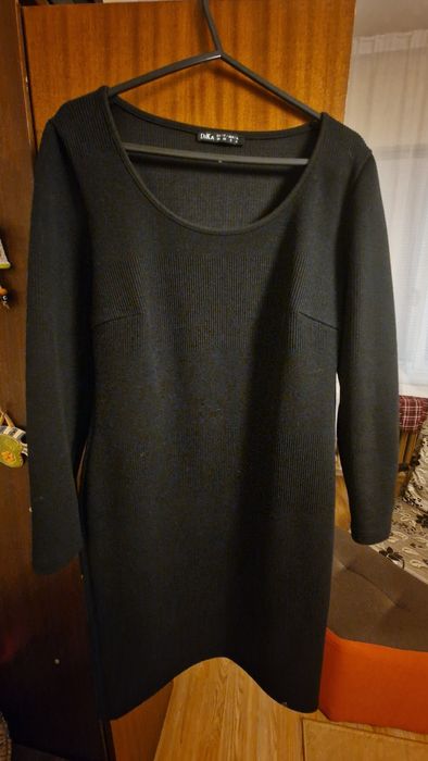 DIKA - черна рокля