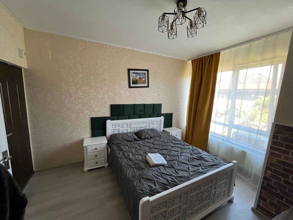 Cazare în regim hotelier- Apart. cu 1-3 camere de închiriat Iași-Palas