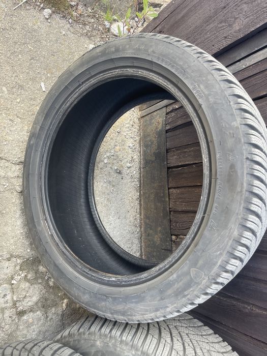 Зимни гуми - 225/45/17 , Firestone  , 8мм , Дот 2925 , на един сезон . Бартер за 205/55/17