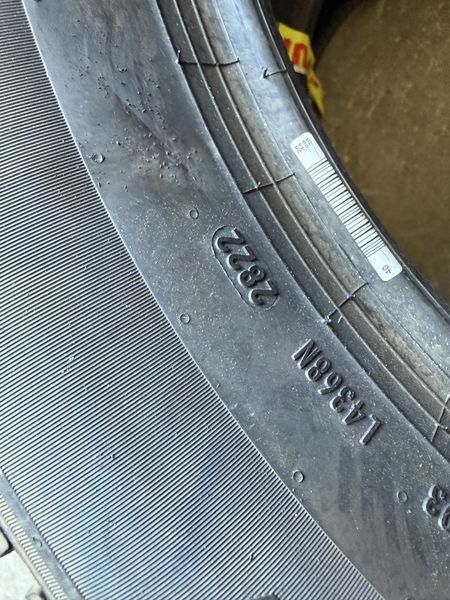 255/55/18 PIRELLI 4бр