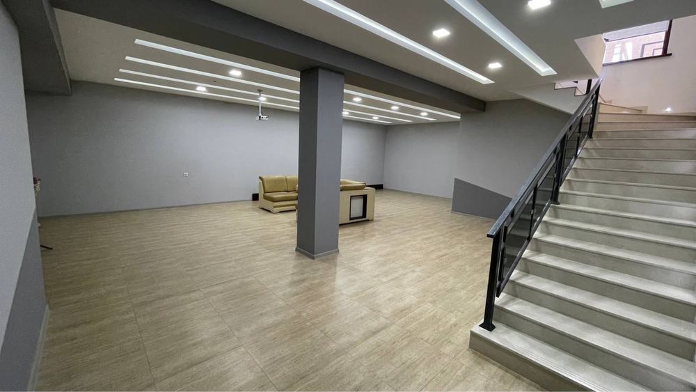 Arenda Hitech pod office