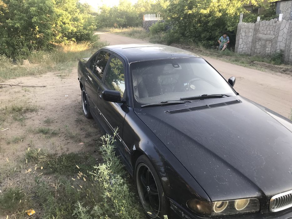 Продам BMW 7 срочно или обмен расмотрим