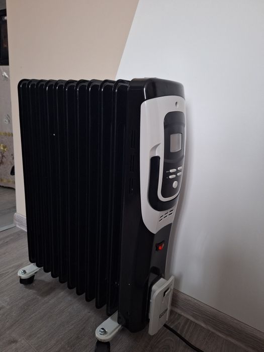 Маслен радиатор 2.5 киловата