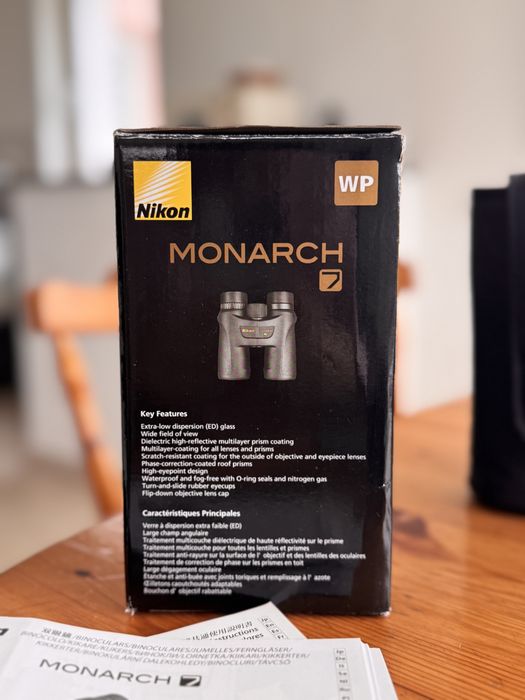 Binoclu Nikon Monarch 7 10x42 – premium, ca nou, complet