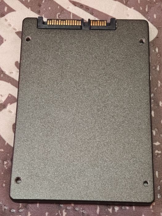 SSD Dell Sata 3 128gb.