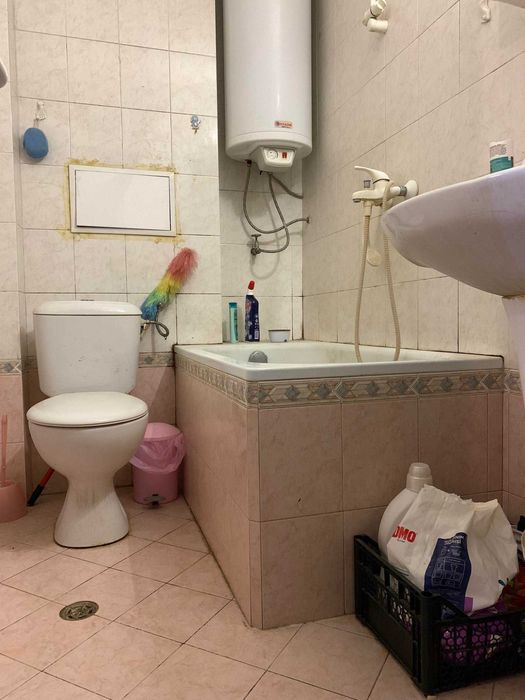 Дава се под наем Двустаен апартамент в Бургас, Център - 40 кв.м за 204 € - Снимка #5