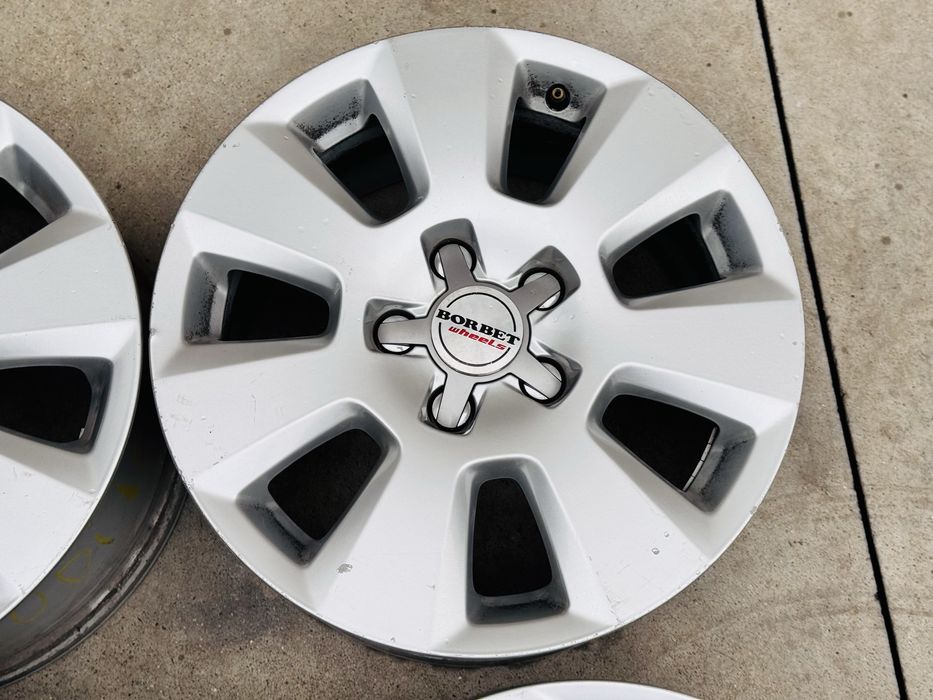 4бр  ал Audi A4/A6/ 16цола оригинални