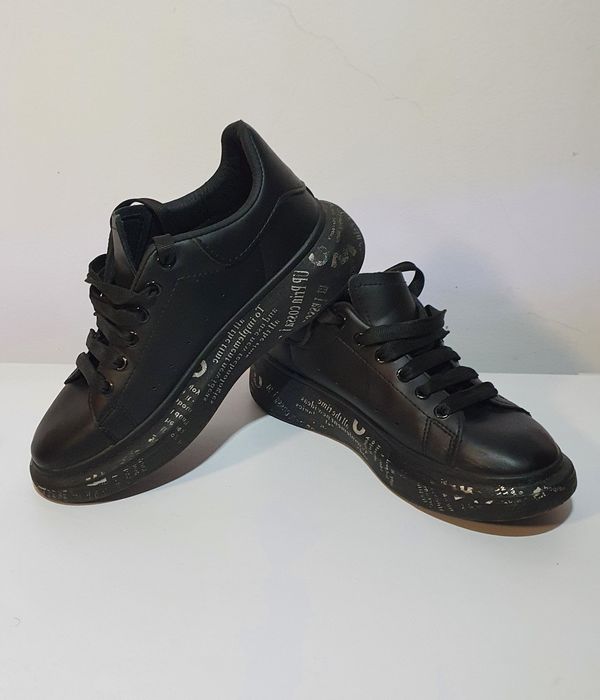 Adidasi barbati casual moderni