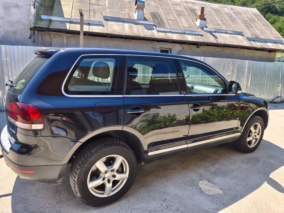 Vând Vw Touareg V6 3.0TDI