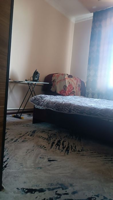 срочно продаётся квартира в городе Чирчике.