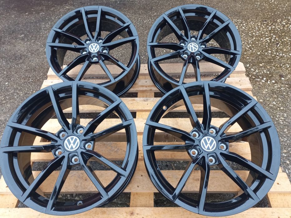 17 Vw Golf Gti R Passat Jetta 7.5j et40 Poteria Black Polis Чисто Нови