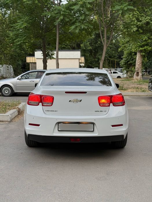 •Malibu 1 1 MT 2013•