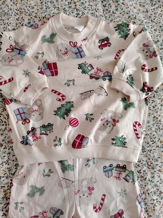 Lot 3 seturi hainute H&M pt bebelus, marime 68