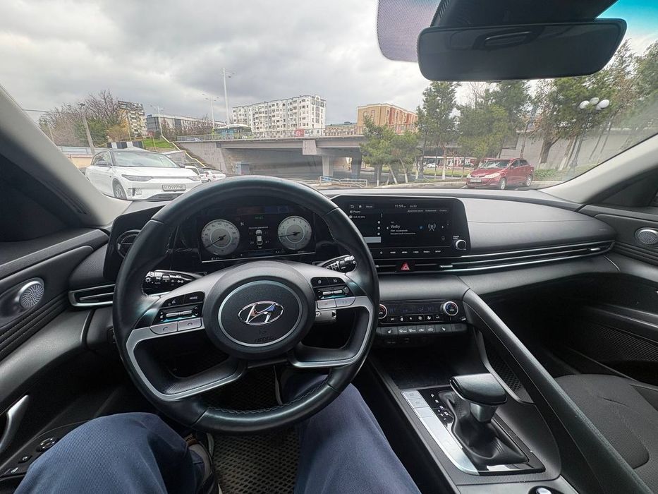 Hyundai elantra 2021