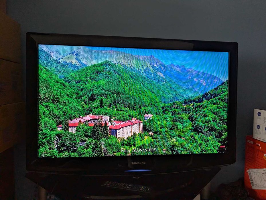 Телевизор Samsung LE40R81BX/XEH