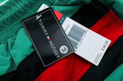 Pantaloni scurti rosu Tommy Hilfiger. Marime 42, 44, 46. Nou!