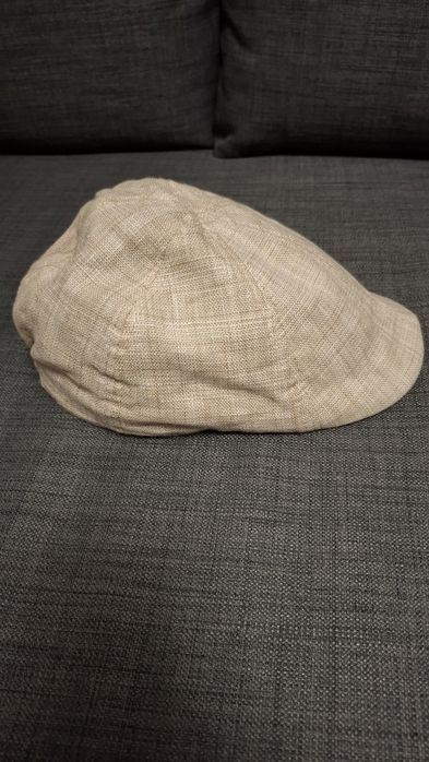 Palarie/Basca bej-alb, marime L (59/60)