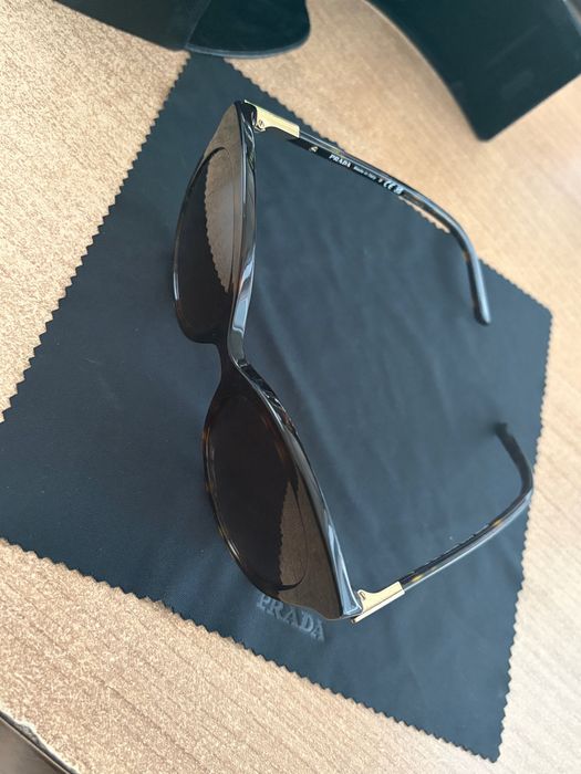 Оригинални слънчеви очила PRADA