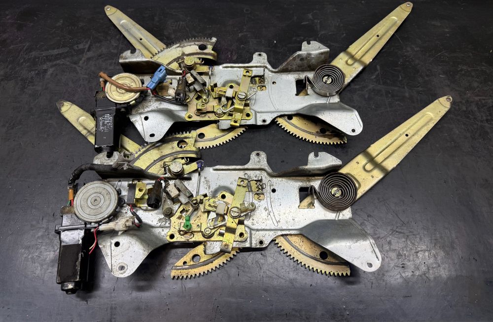 Стеклоподьемник на тойоту сюрф