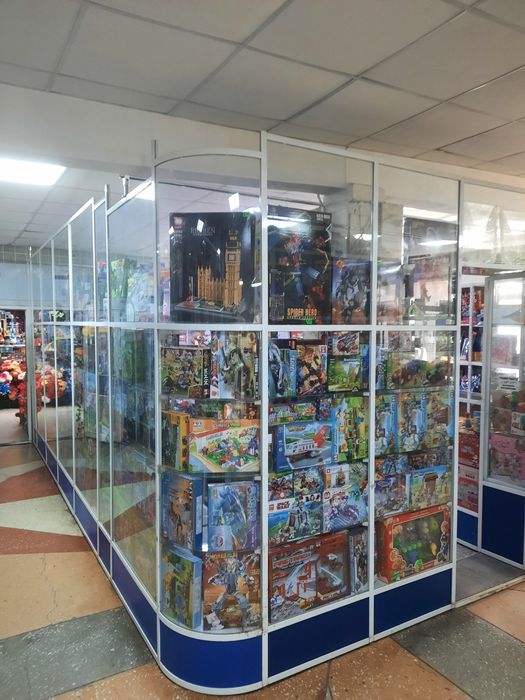 Торговый отдел детских игрушек