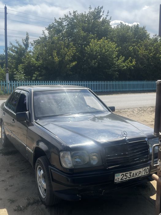 Мерседес w124 е230