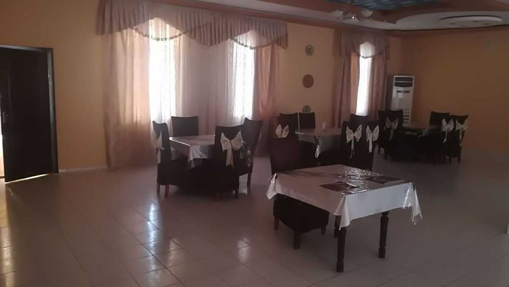 Термиз шахри Марказда 2 қаватли бино сотилади 330