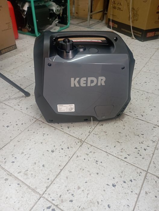 Станция бензиновая, генератор