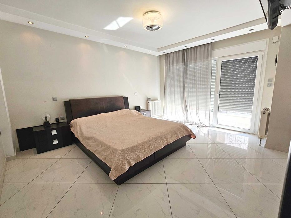 ПРОДАВА се самостоятелна къща 328кв.м в ПОТАМУДИЯ на Кавала (код 8071)