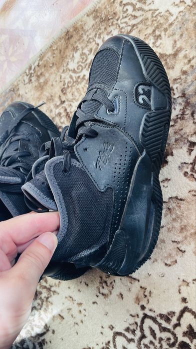 Маратонките са като нови