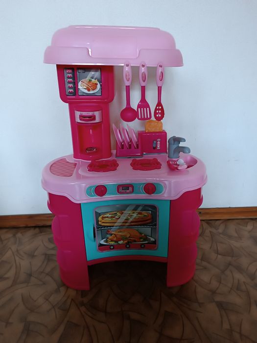 Продам игровой набор "Кухня"