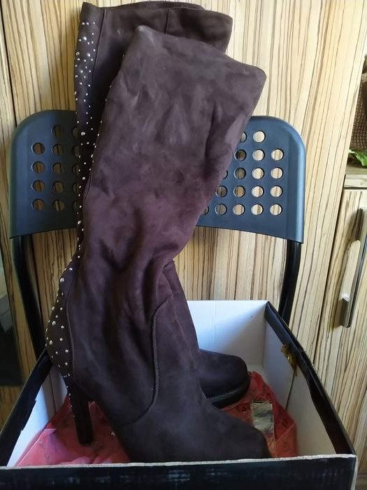 Дамски ботуши N 37