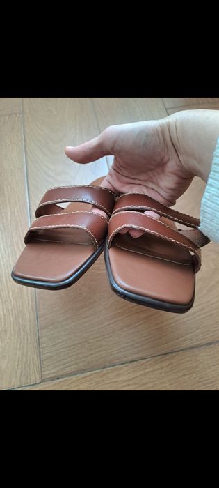 Papuci maro, vara