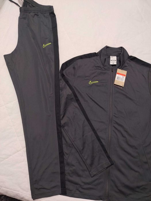 Мъжки футболен екип Nike
