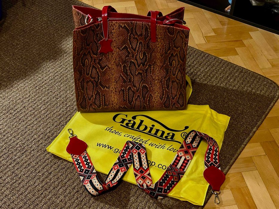 Чанта от естествена кожа GABINA (НЕУПОТРЕБЯВАНА)