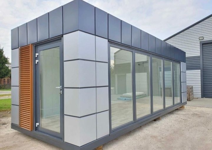 Vand containere modulare la super preț-calitate